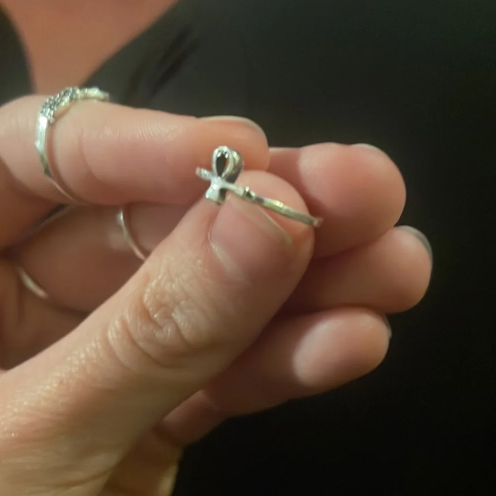 Silver ring - Picture 3 of 6